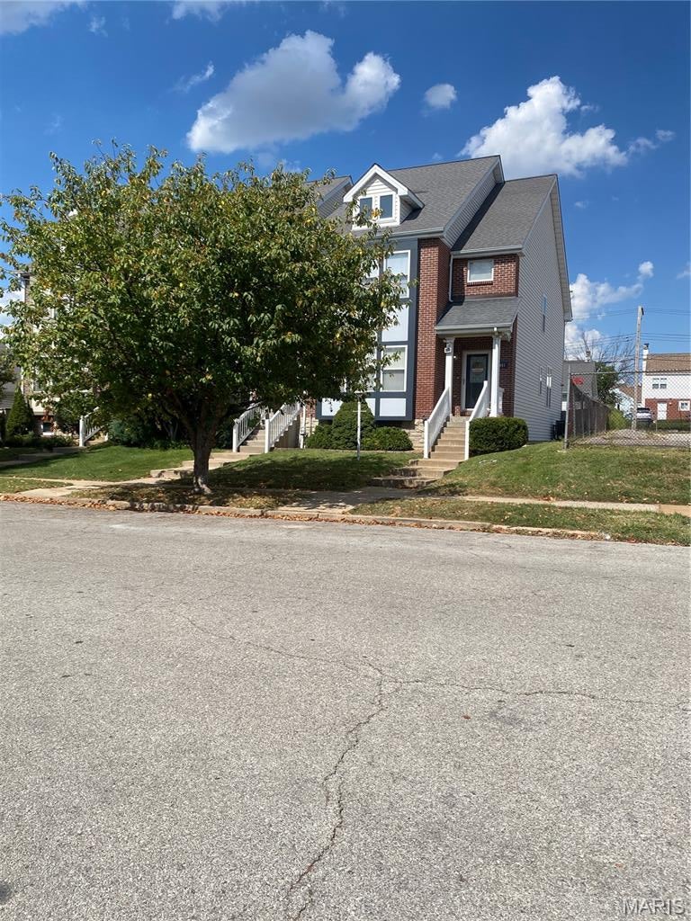 4051 McPherson Avenue — photo