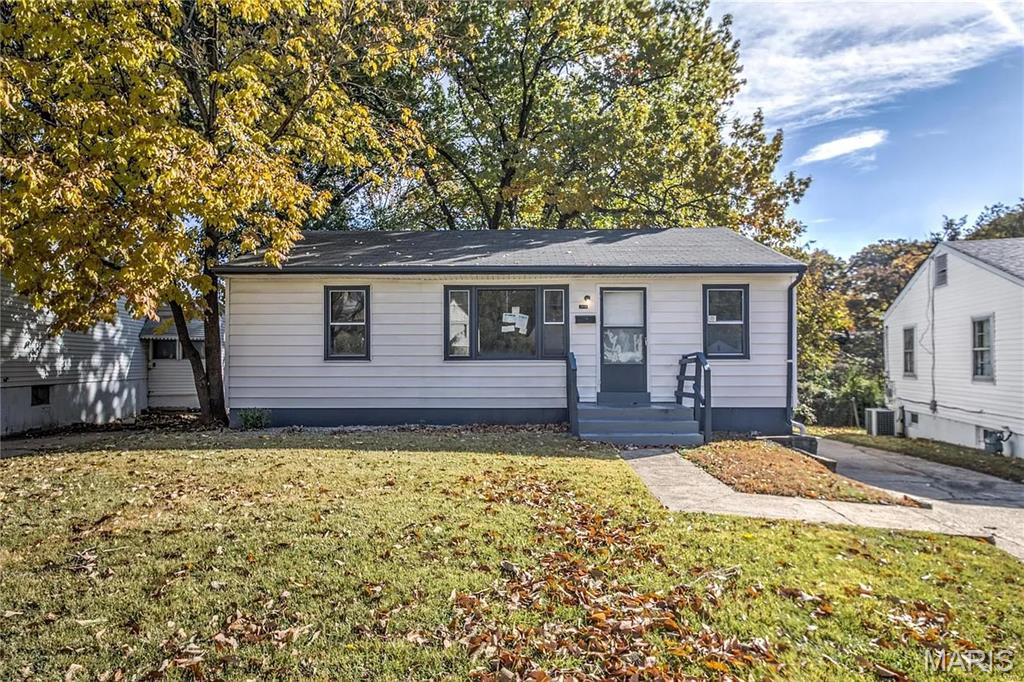 4016 Jenny Drive — photo