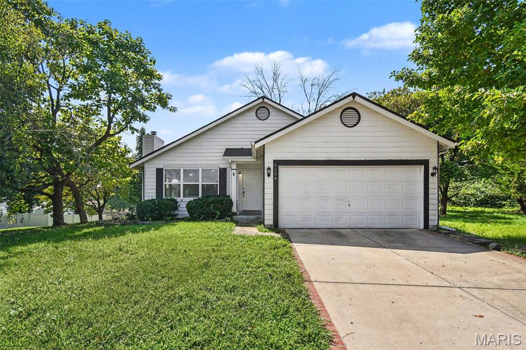 5204 Bay Point Drive — photo