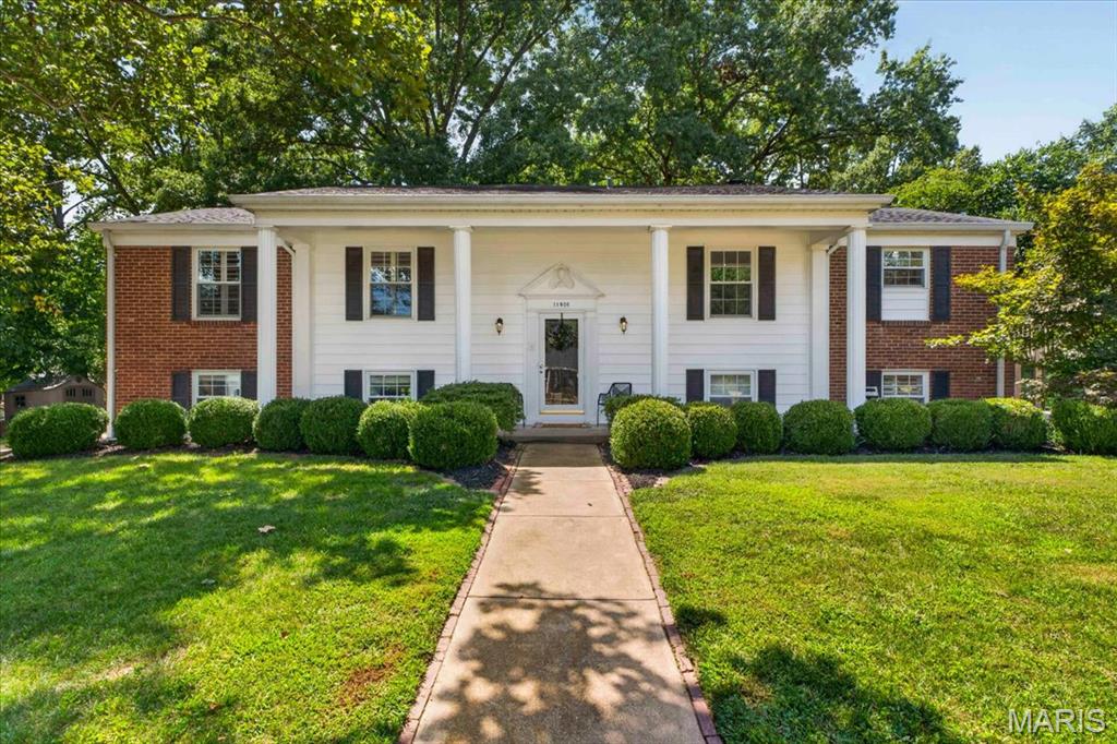 11826 Point Oak Drive — photo