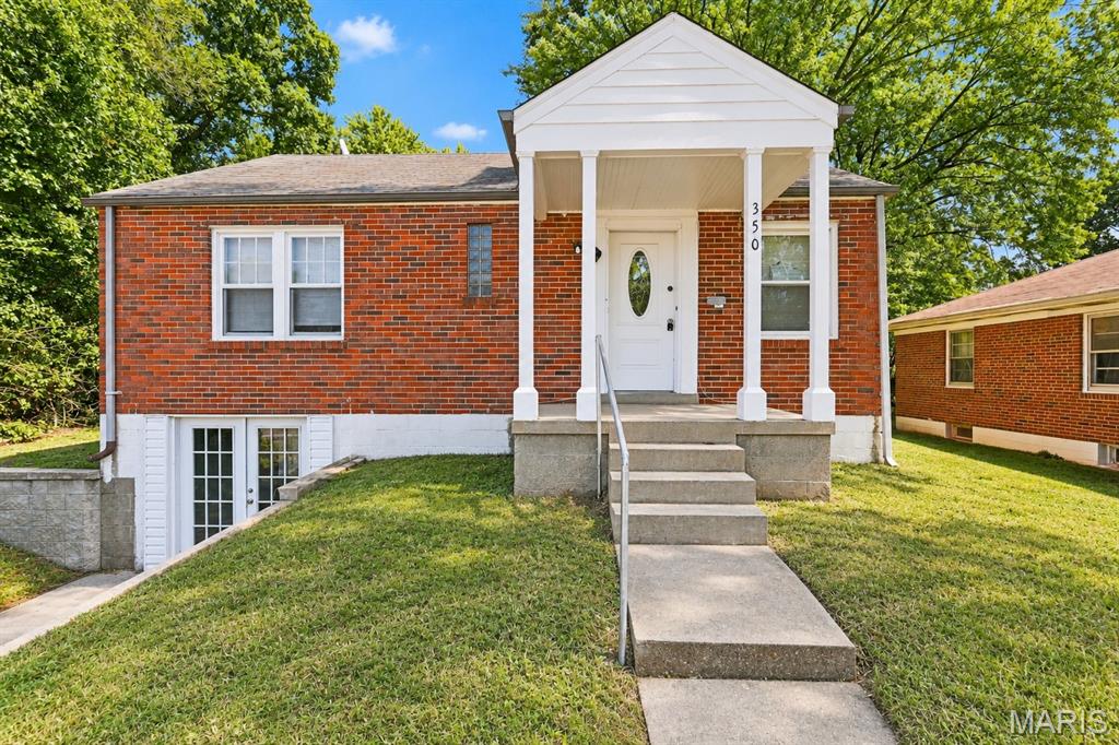 350 N New Florissant Road — photo