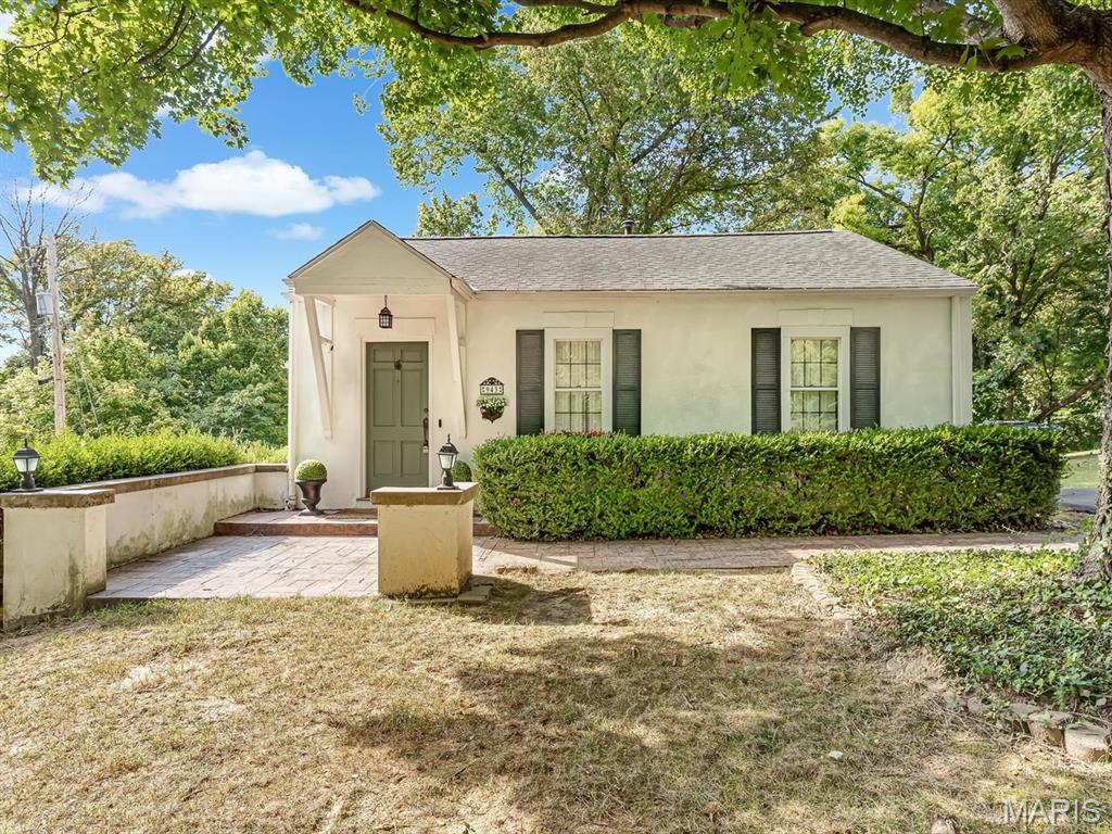 943 Sugarloaf Hill Road — photo
