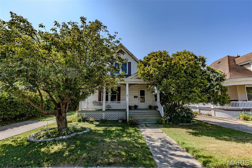 415 E 1st South Street — photo