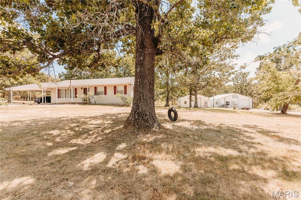 38257 Highway Hh — photo