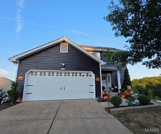 2906 Greenmont Court — photo