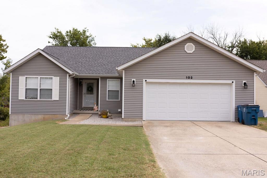 102 Colter Court — photo