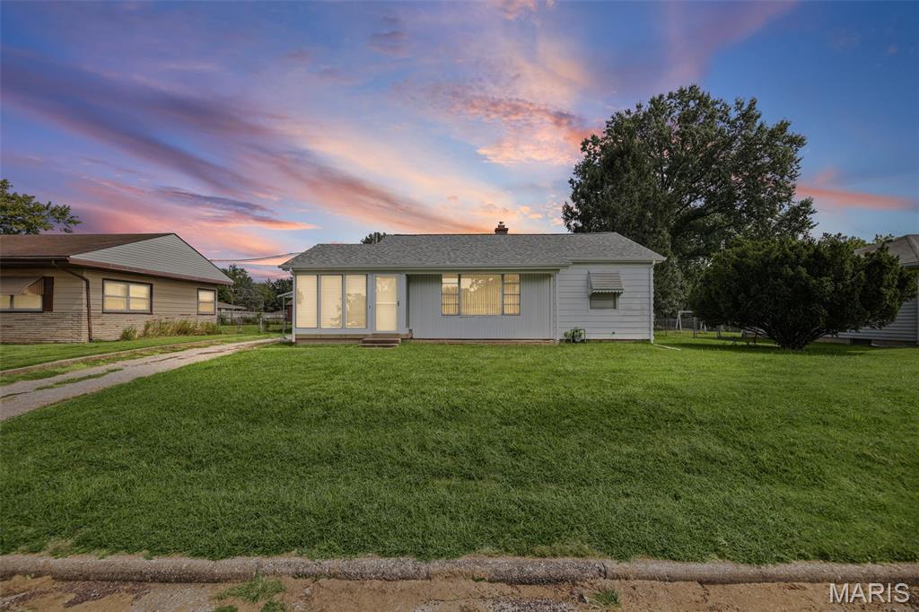 1246 Lakeshore Drive — photo