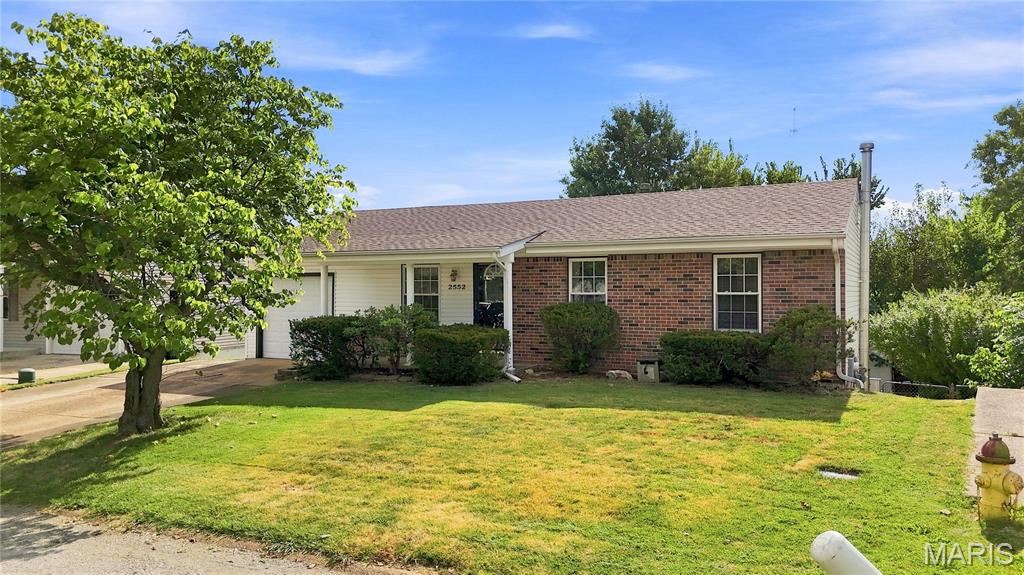 2552 Medford Drive — photo