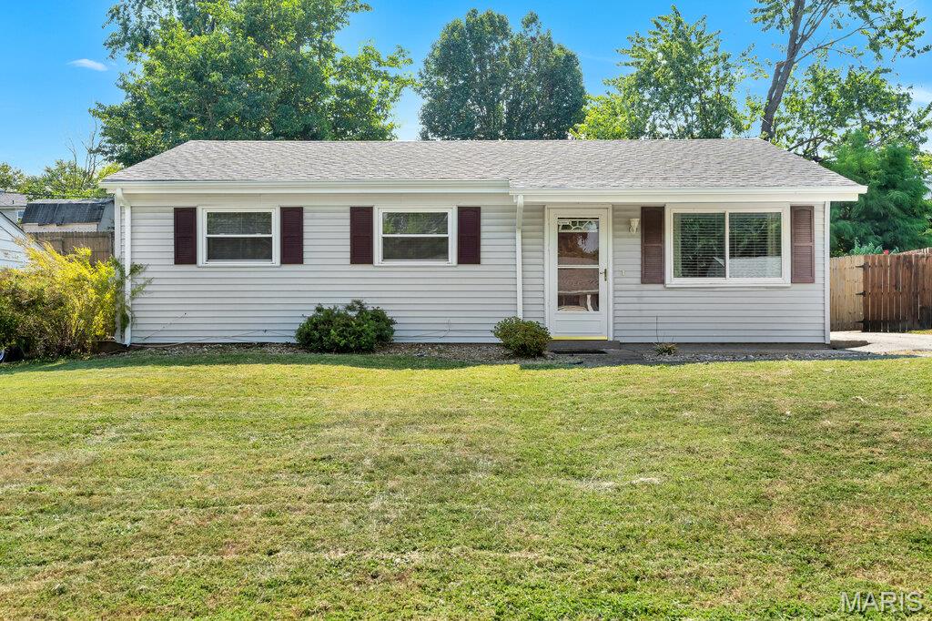 872 Hyde Park Drive — photo