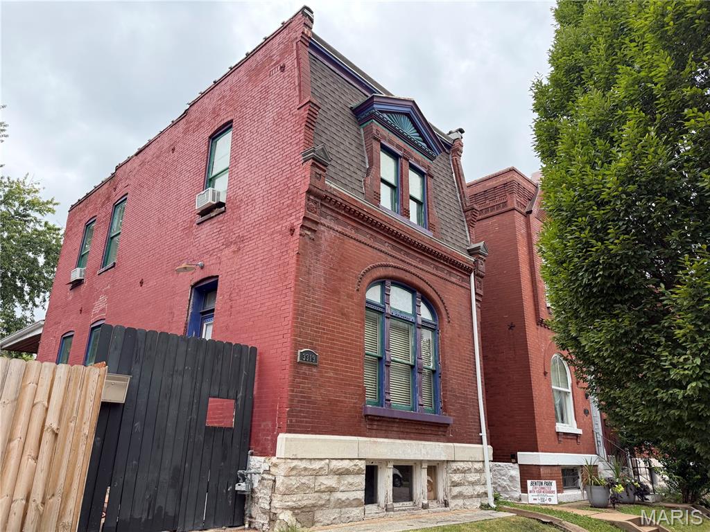 3319 Wisconsin Avenue — photo