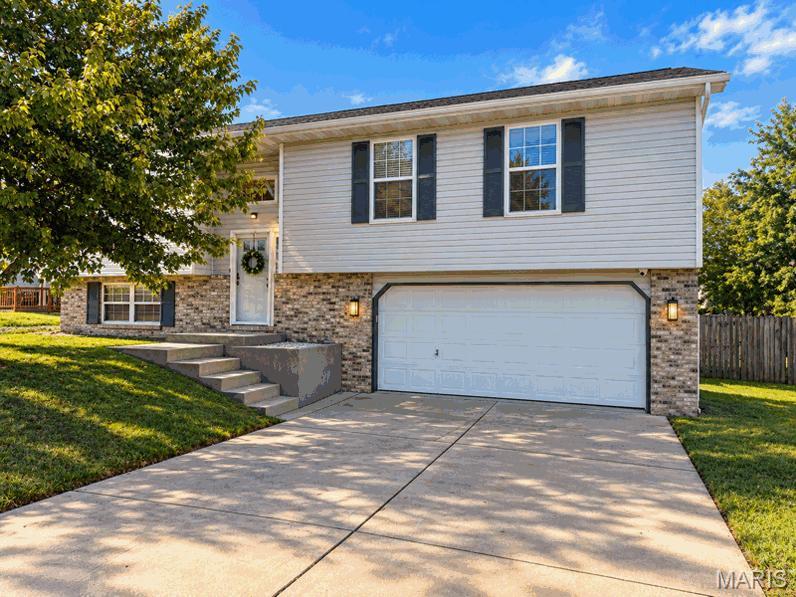 17 Arbor Springs — photo