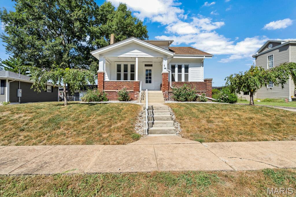 208 N Benton Street — photo