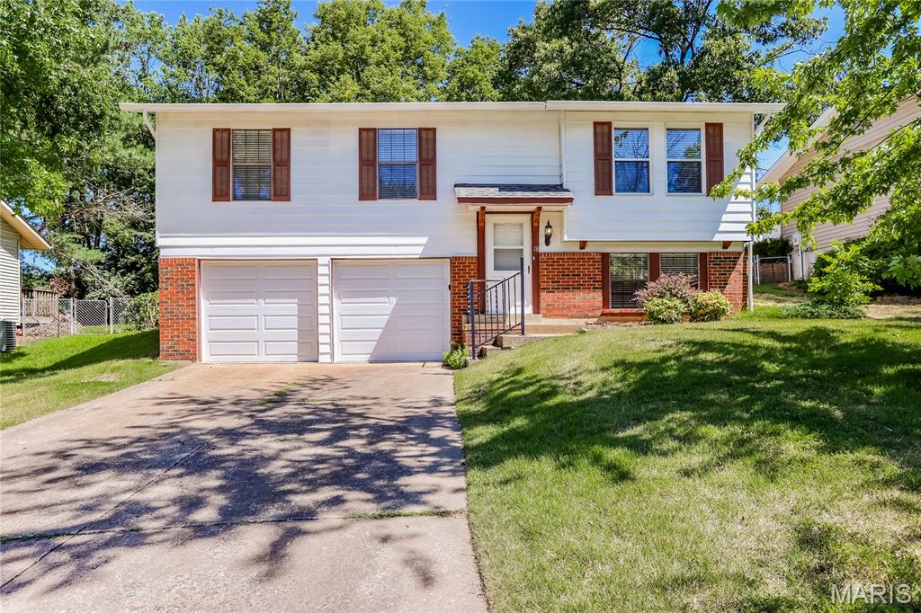18 River Bluff Drive — photo