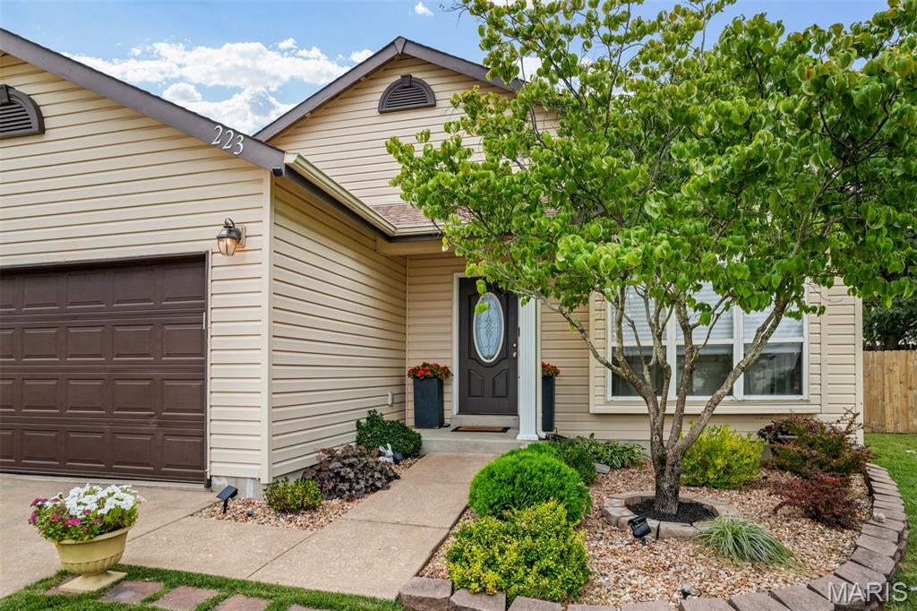 223 Destiny Court — photo