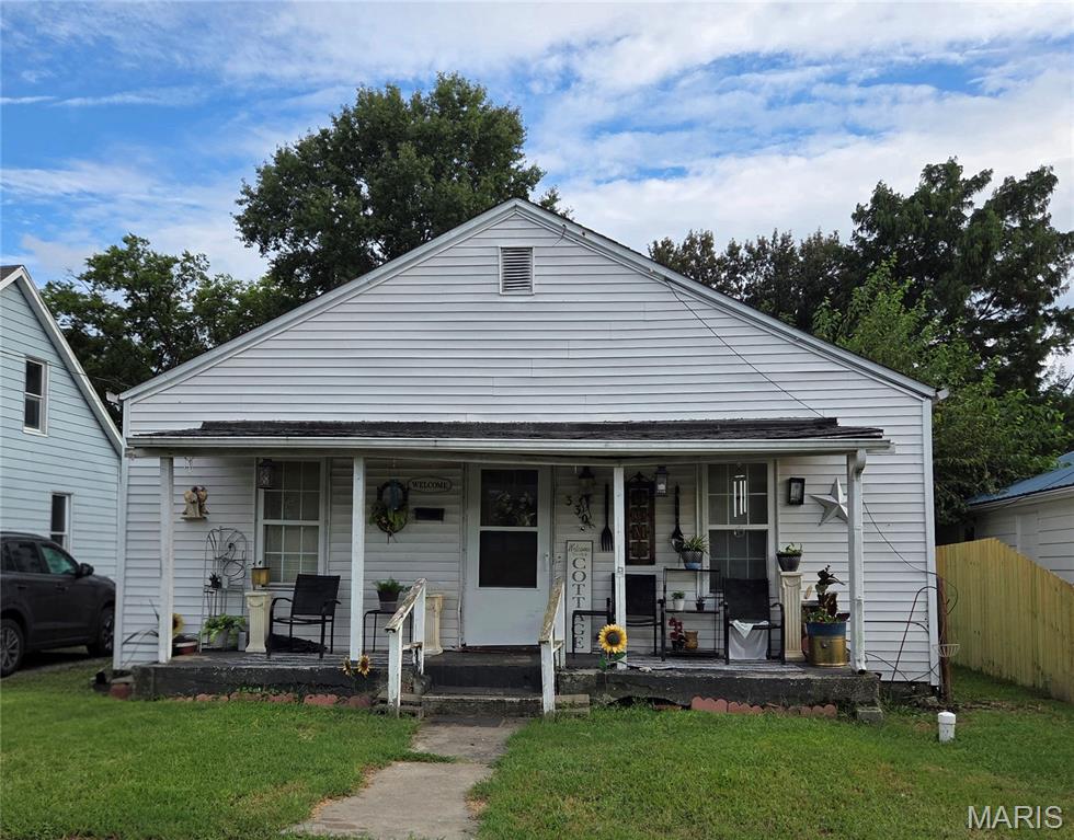 330 W Main Street — photo