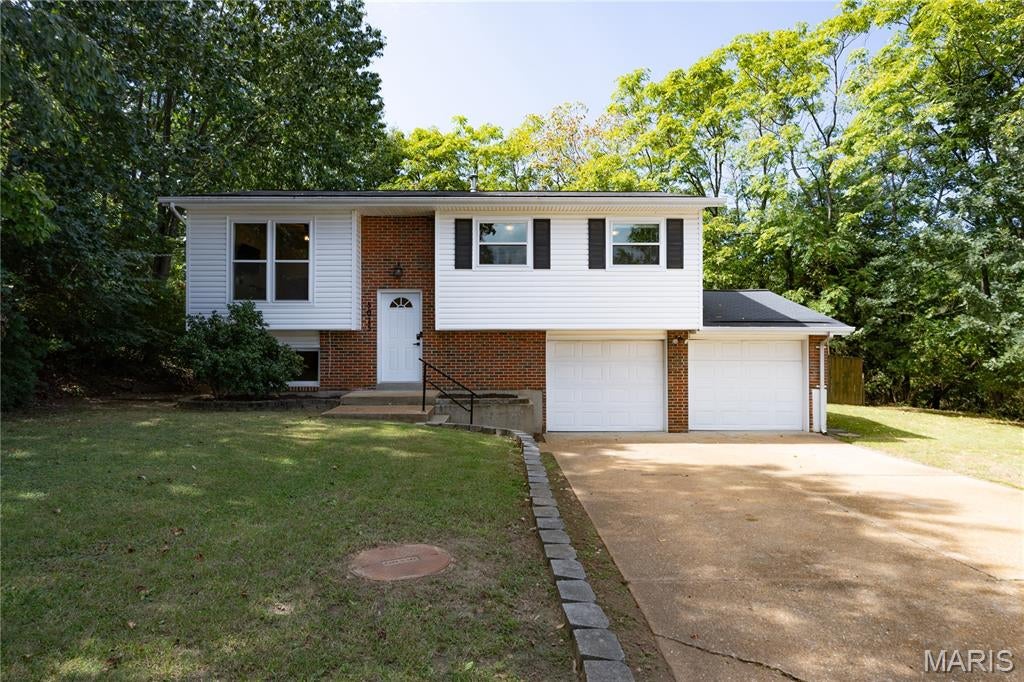 5015 Country Ridge Drive — photo