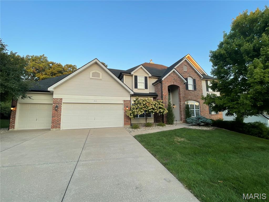 945 Stone Spring Drive — photo