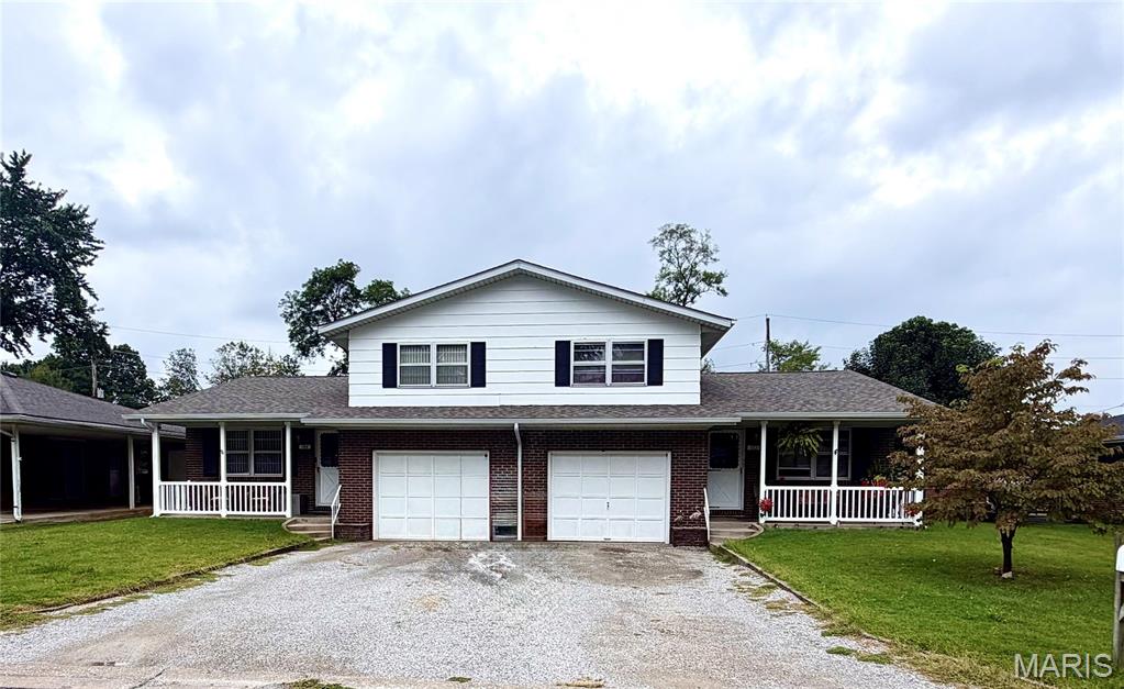 102/104 Liberty Drive — photo