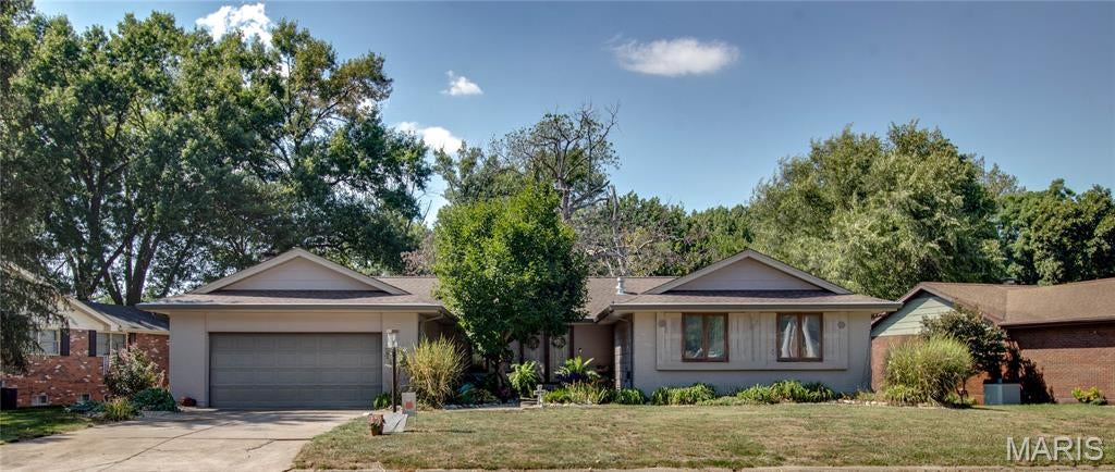 5400 Dixon Drive — photo