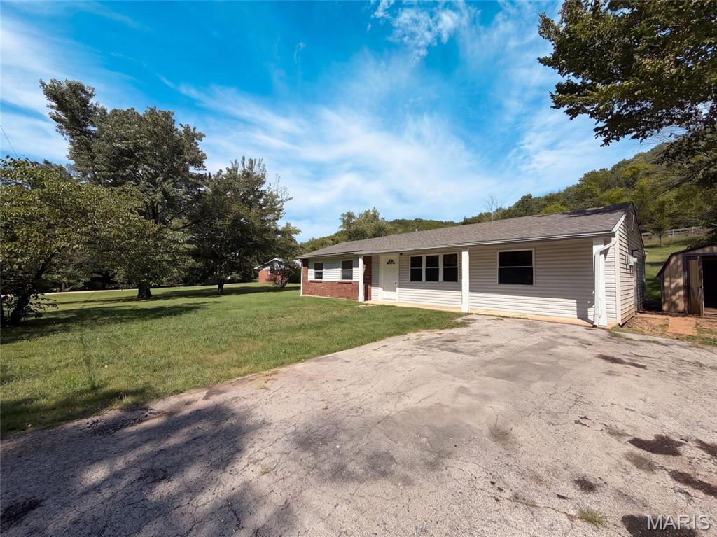 6436 Kathy Drive — photo