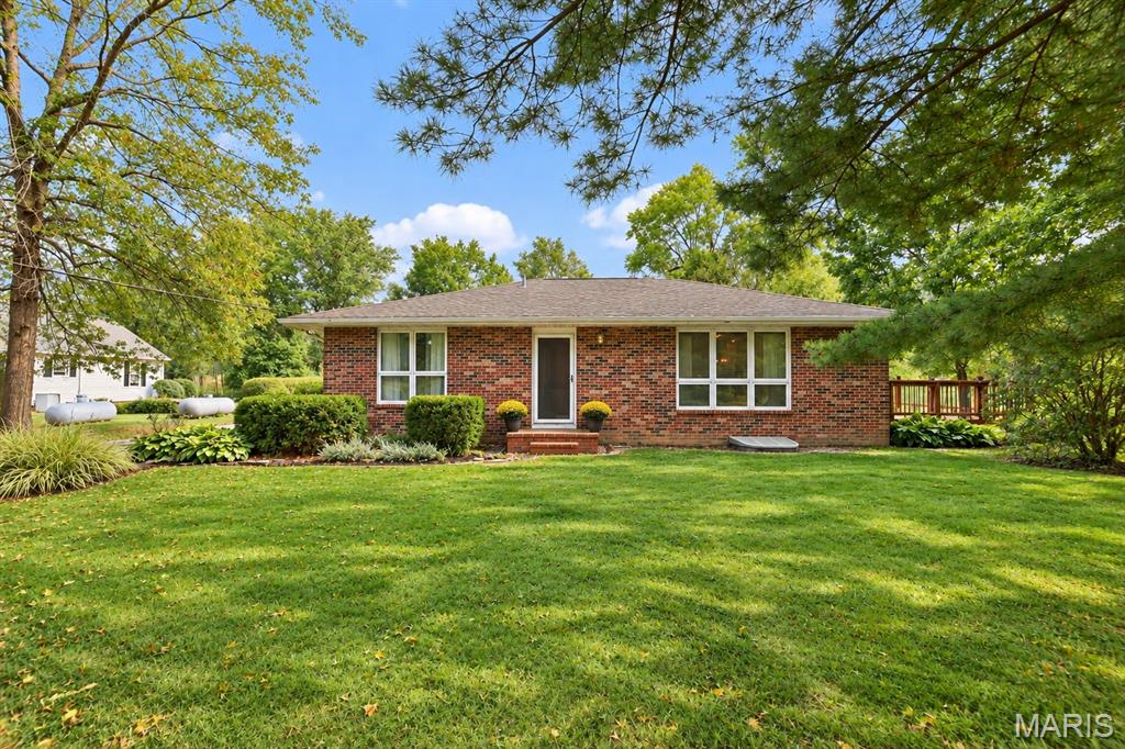 5831 Redbud Ln — photo