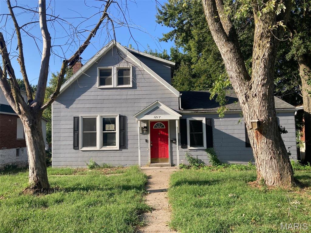 1217 W High Street — photo