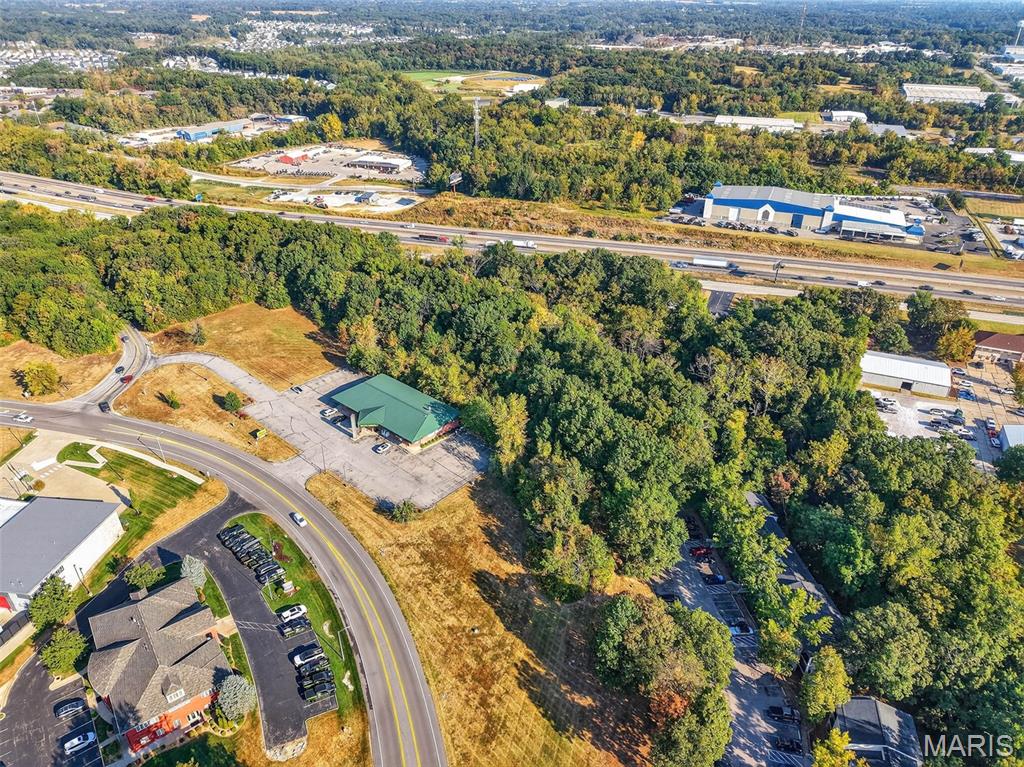 8.19 Ac Veterans Memorial Parkway — photo