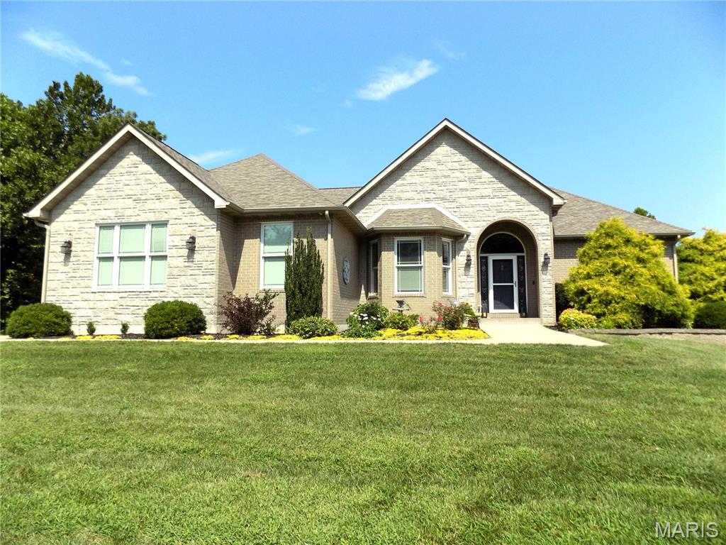 1011 Carriage Lane — photo