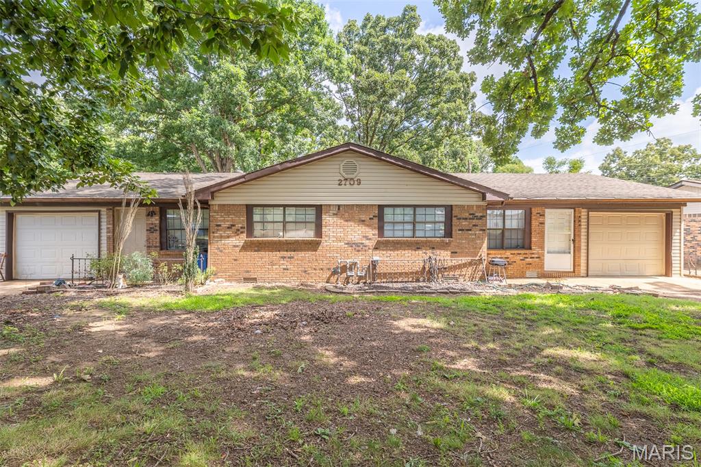 2709 Oakmoore Drive — photo