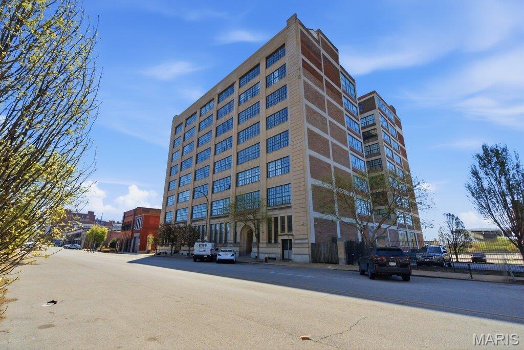 2020 Washington Avenue 303 — photo
