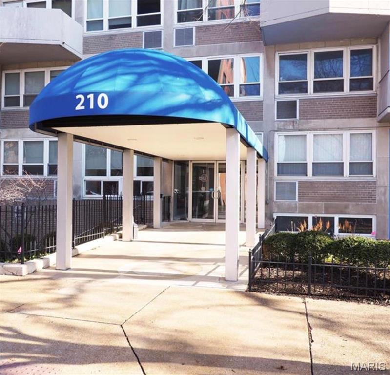 210 N 17th Street 405 — photo