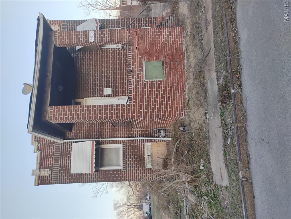 3901 Sherman Place — photo