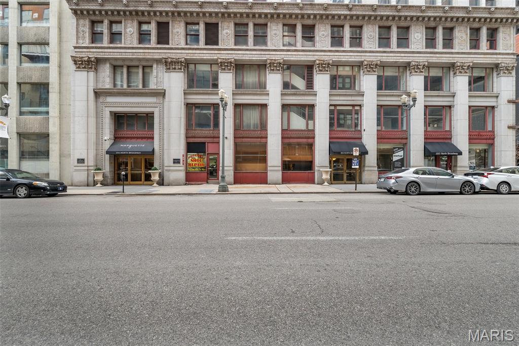 314 N Broadway 803 — photo