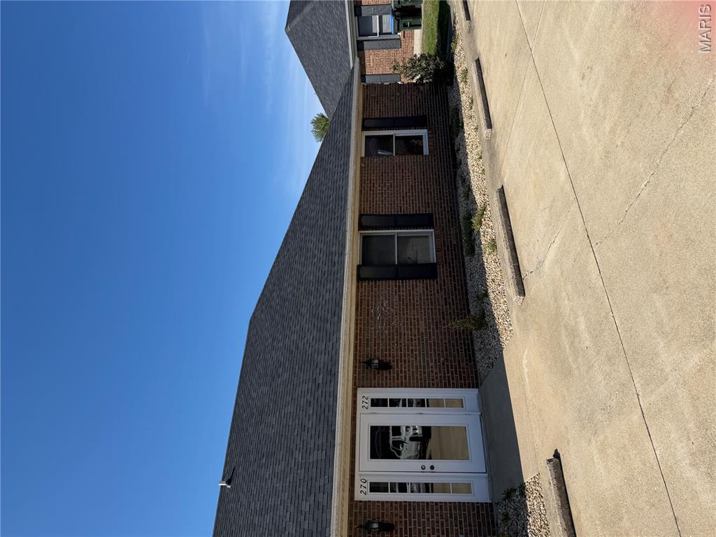 272 Southwoods Drive — photo