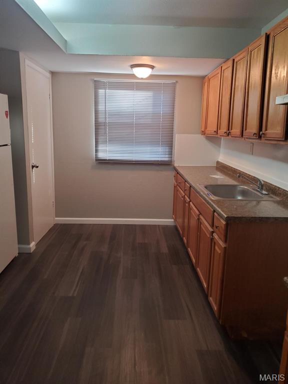 220 Roderick Drive, St Louis, MO 63137 — photo 2