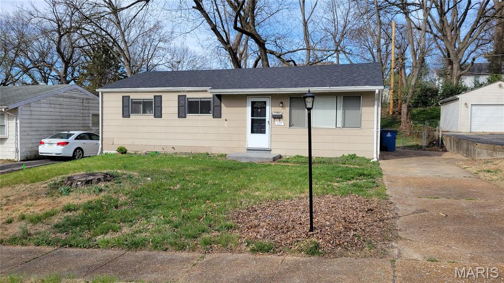 227 Meadowcrest Drive — photo
