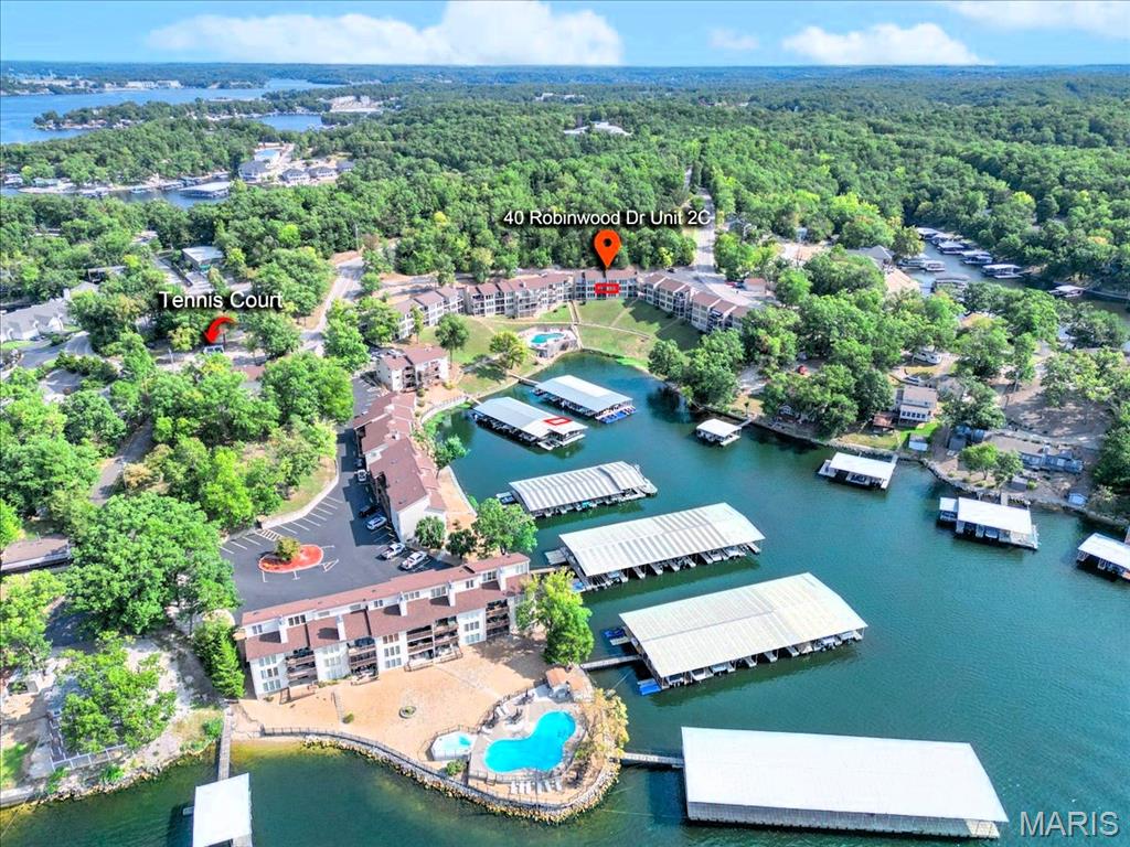 40 Robinwood 2C — photo