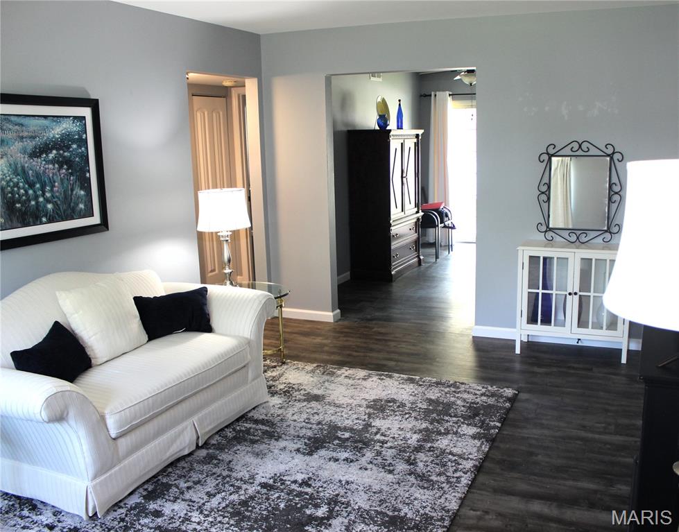 3106 Carnaby Lane C — photo