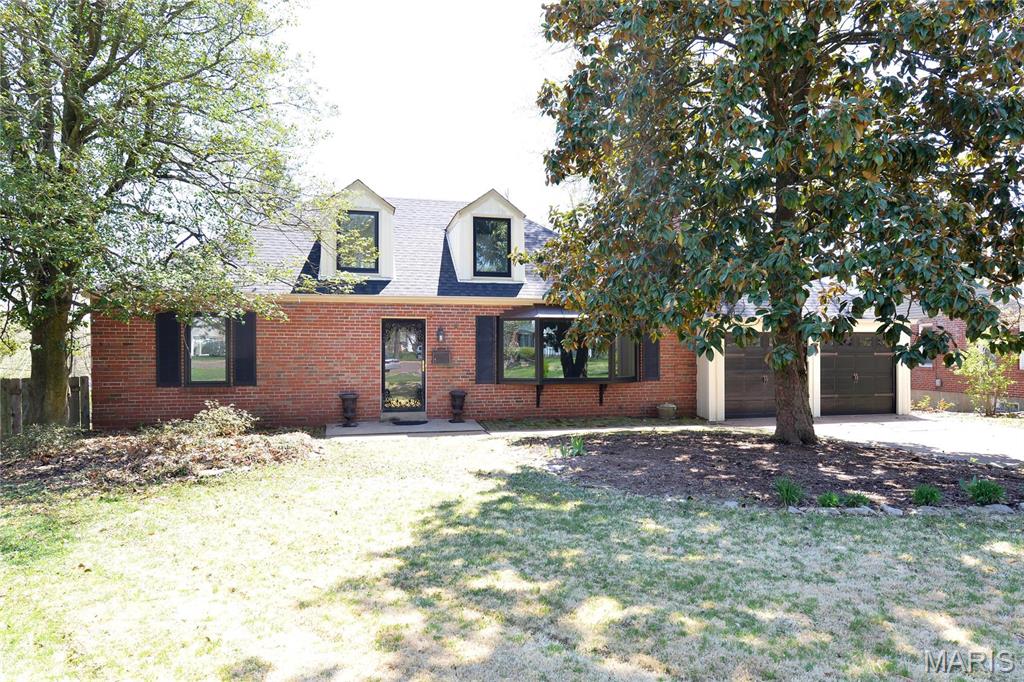 4 Girard — photo