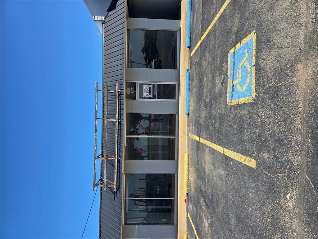216 Old Route 66 — photo