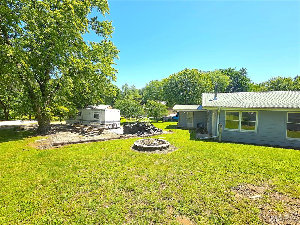 352 Arrowhead Trail, Hermann, MO 65041 — photo 2