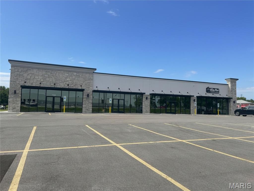 3120-3132 Elm Point Industrial Drive — photo