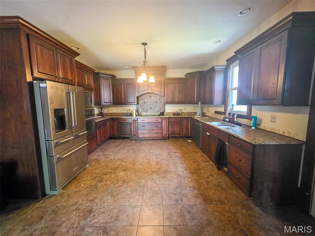 306 E Main Street, Teutopolis, IL 62467 — photo 2