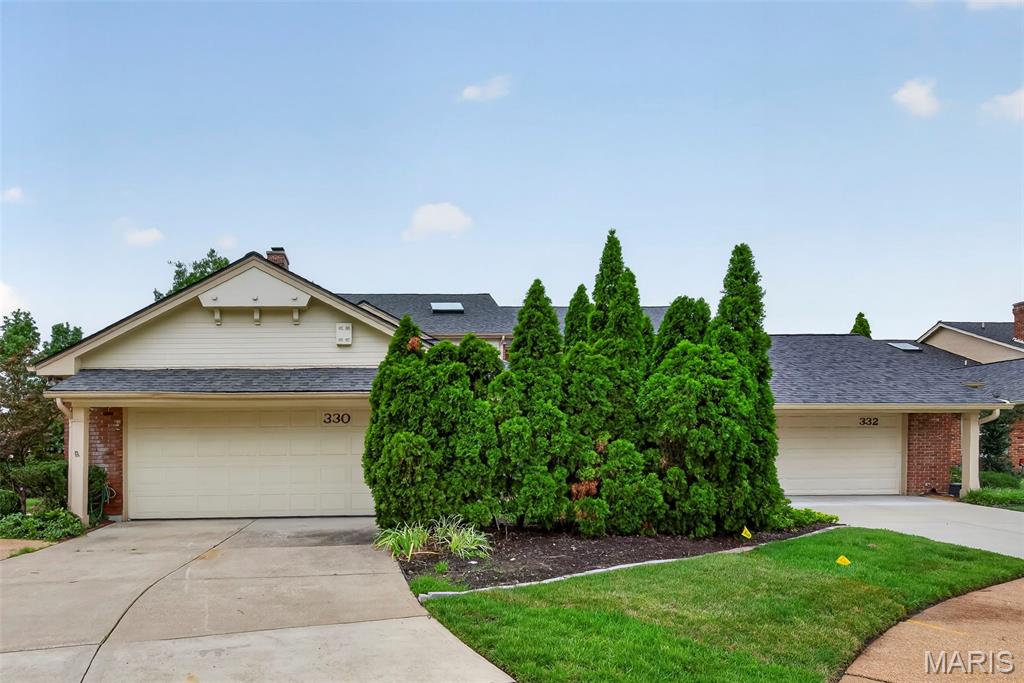 330 Morristown Court — photo