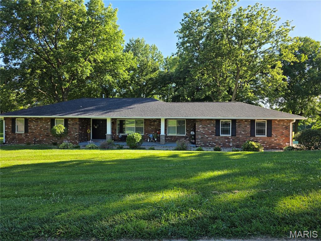 8 W Lockhaven Court — photo