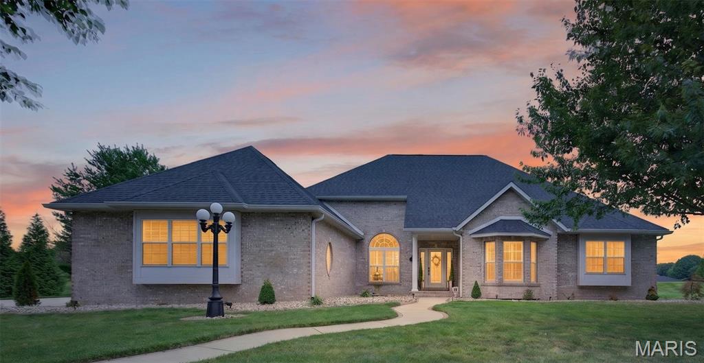 1693 Lancaster Drive — photo