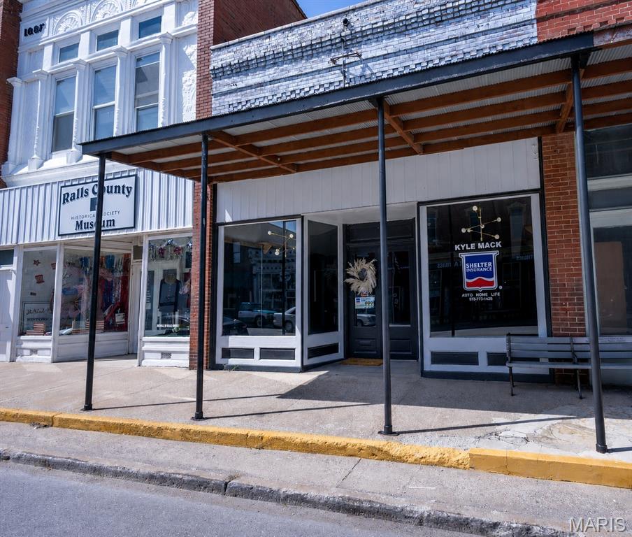 109 E Main Street, Perry, MO 63462