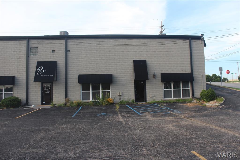2300 W Osage Street — photo