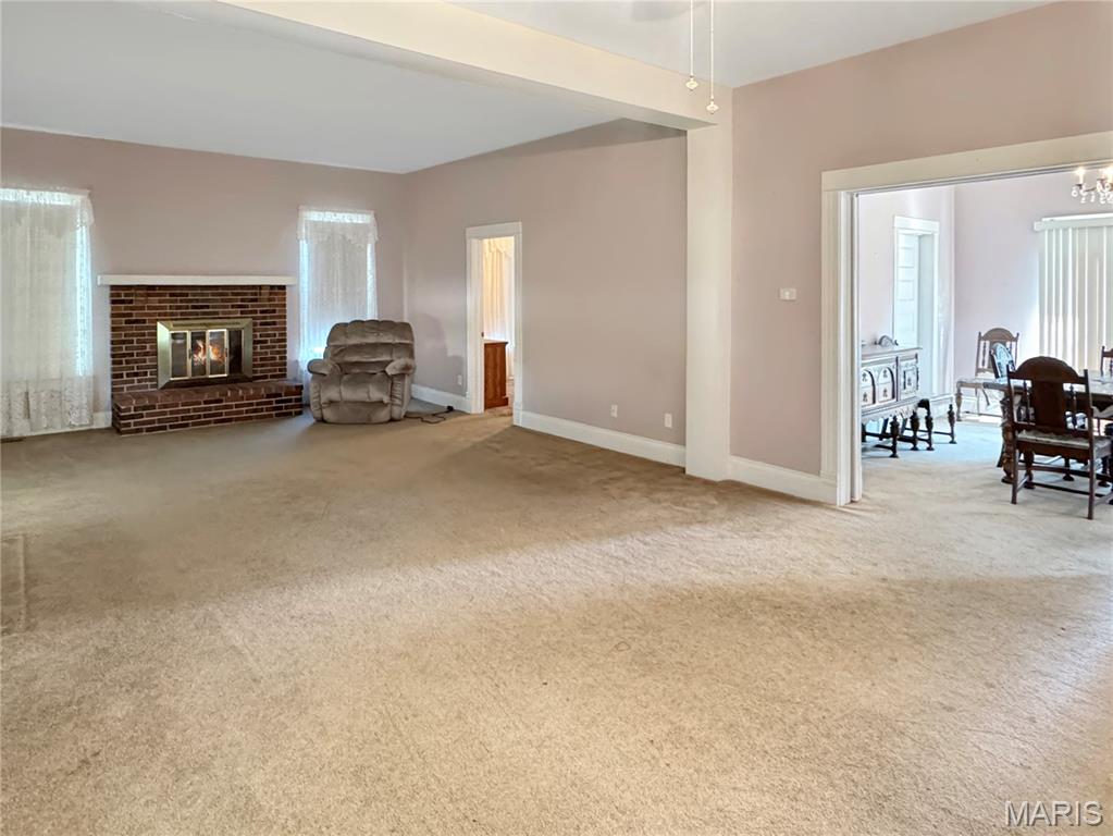 305 E Main Street, Washington, MO 63090 — photo 2