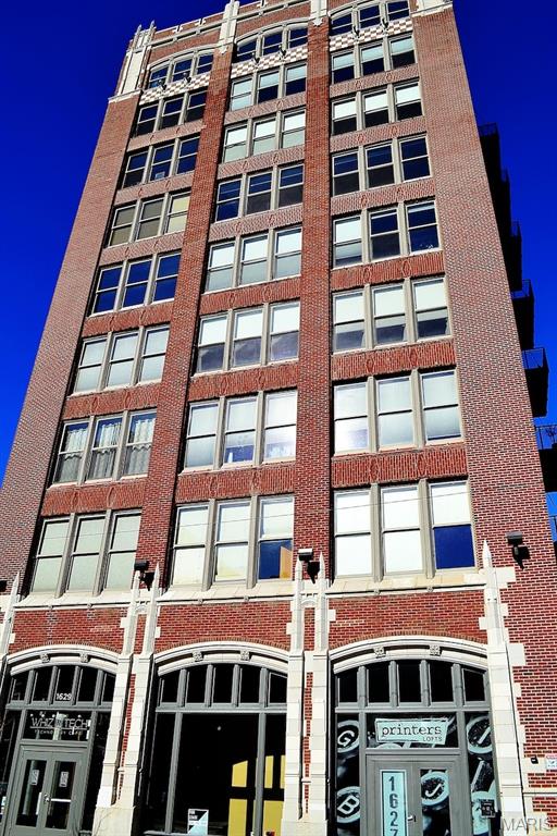 1627 Locust Street 402 — photo